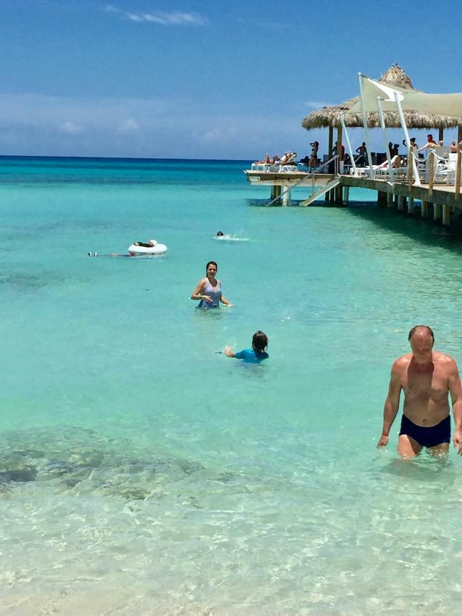 Apartament 2Br Beach Apt @Cadaquescaribe Bayahibe Zewnętrze zdjęcie